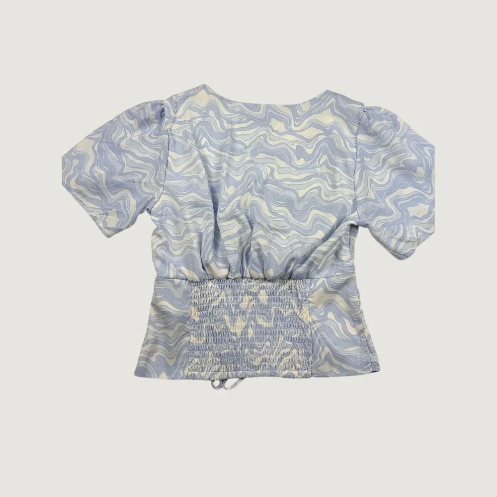 Abercrombie & Fitch‎ Light Blue and White Swirl Tie-Front Blouse Size S.